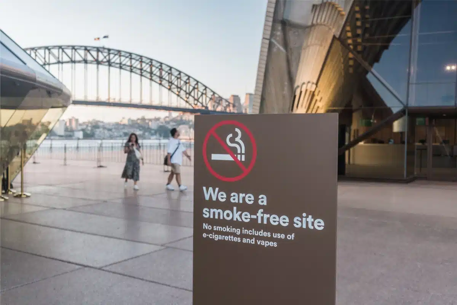 IS AUSTRALIA BANNING VAPING?