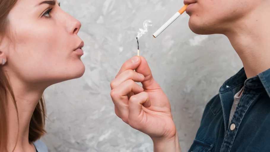 Why Are Authorities Ignoring the Smoking Cessation Success Achieved by Vapes?